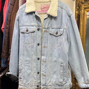Brooklyn cloth- Light Blue Denim Jacket with Cream Sherpa Collar